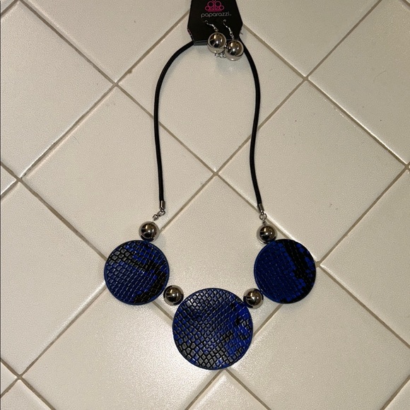 Paparazzi Necklace/Earring Sets (3) - Picture 7 of 9